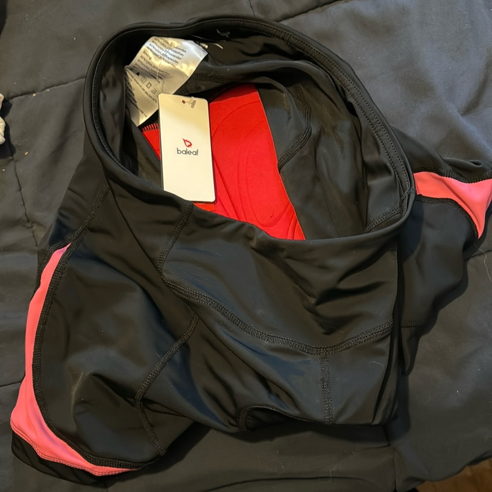 NWT Women’s Baleaf Padded Bike shorts